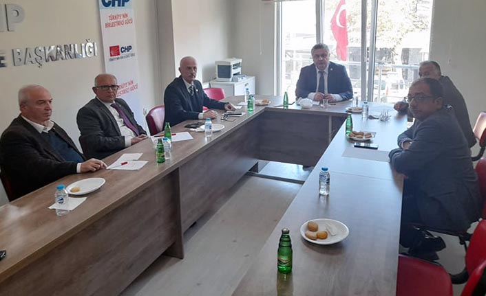CHP’li İlçe Başkanları Altınova’da Toplandı
